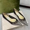 Marques d'été luxueuses Robe Romy Sandales de mariage Chaussures Escarpins en cuir avec strass Dame Élégante Bout pointu Talons hauts Noir Nude EU35-42.BOX