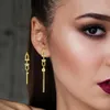 Stud minimaliste asymétrique boucles d'oreilles longues et courtes mode couleur dorée bijoux de charme pour voyage commémoration fête des mèresStud