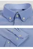 Aoliwen Spring Men's Castary Oxford Spin Shirts Long Sleeve Cotton Shirt黄色パッチポケット長袖Formen Slim Fit 220516