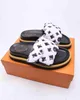 L Women's high-end new runway early spring slippers V casual fashion word holder skid resistant wear6481349