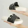 Pantofole Nxy Scivoli Scarpe da spiaggia 2023 Cute Bear Ear Home Indoor Antiscivolo Suola morbida Coppia sandali 220728