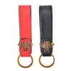 Nyckelringar Bee Leather Metal Luxury Keychain Auto Car midja Black Red Keyrings Key Chain Keyholder 1PCKeyChainKeychains