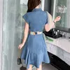 Stickerei Mesh Nähte Unregelmäßigen Rüschen Lose Denim Kleid 2022 Mode Sommer Fliegen Sleeve Elegante Gürtel Casual Kleid