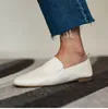 Sandaler Flat Shoes Woman Slip On Cowhide Outdoor Loafers Female Flats Round Toe Simple Style Handgjorda damer Storlek 40 -Sandaler