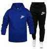 Nya Luxury Tracksuit Män Hoodie And Sweatpants Två Pieces Set Brand Logo Sweatshirt Jogging Cotton Sportswear Student Outfit