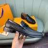 2021 Leather casual shoes men loafers Luxury Bands Designer Slip on male dress shoe leisure style big size 38-46 good Wear-resistant sole Size 38-45