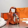 Bolsos de diseño clásico Bolsos de lujo Bolso de mano Marca de moda Bolso de hombro para mujer Monederos cruzados Monedero 20cm