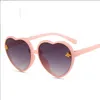 도매 브랜드 하트 키즈 선글라스 2022 새로운 어린이 귀여운 핑크 만화 꿀벌 태양 안경 여자 소년 아기 그라데이션 안경