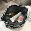 Cosmetische tassen kisten luipaardtas grote make -up organisator zipper schoonheid kast vrouwen reis toilettoisborstels opslagzak groothandelscosmetisch