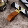 Luxurys Designer Keychains Buckle Lovers Car Key Chain Handmade Leather Keychain Men Women Bag Pendant Accessories