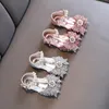 AINYFU Girls Princess Shoes Baby Flat Sequin Pearl Bow Sandals Kids Shoes Children Fashion Bling Soft Kids Dance Party Shoes 220527