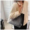 HBP Mode-Einkaufstaschen Eigene Fabrikmarke Große Kapazität mit Kosmetiktasche für Damen, Pendlerhandtasche, Schultertasche für Damen