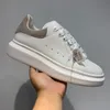 Nouveau Designer hommes chaussures femmes surdimensionné blanc baskets grosse plate-forme épais bouton décontracté Tenis chaussures Zapatos De Mujer b10