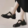 Chaussures habillées Rimocy Plate-forme T-Strap Pompes Femmes Britannique Nez Carré Talons Épais Mary Janes Femme Boucle En Métal Couleur Unie Lolita 220416