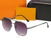 Femmes Classique Or Attitude Lunettes De Soleil Carré Pilote Lunettes De Soleil Sonnenbrille Hommes De Luxe Designer Lettre Imprimé Lunettes De Soleil Lunettes Nuances Nouveau Avec Étui