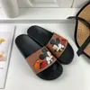 Nouvelle marque ggucci pantoufles mode féminine sexy pantoufles de plage à rayures brocart floral pantoufles pour femmes et hommes tongs plates sandales à glissière en caoutchouc avec boîte.