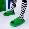 Slipper 2022 Новый четырех сезон мужчина для женщин Slipper Unisex Trend Fashion Cosy Fuzzy увеличение высота дышащая немой Home House 220723