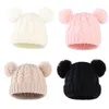 Baby Girls Beani Cap Kid Crochet Pompom Beanies Hat Hat Double Fur Ball Hats الأطفال متماسكون في الهواء الطلق في الهواء الطلق.