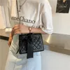 De populaire tas van dit jaar Dames Trend Mode Rhombogus Chain Bag Simple Recreatie Single Shoulder Cross-Body Bags