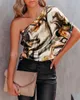 Sexy Skew Neck Bluse Outfits Sommer Frauen Casual Solide Eine Schulter Drapierte Detail Satin Top Dame Robe Kleidung traf