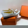2022 Kvinnors plattform Casual Shoes Luxury Designer Flat Sneakers Sexig mode riktiga läderskor storlek sneakers