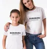 가족 매칭 복장 여름 티셔츠 브랜드 레터 디자인 엄마 여자 아기 소년 어울리는 옷 아이 티 티