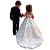 2122 Söt 3D Flower Girl Dresses For Wedding Spaghetti Lace Floral Applicques Tiered kjolar Girls Pageant Dress Kids Birthday Party303V