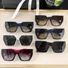 디자이너 클래식 심볼 남성 선글라스 SPR82WS 패션 럭셔리 여성 레저 휴가 UV 보호 렌즈 블랙 흰색 선글라스 오리지널 박스