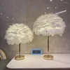 Bordslampor laddningsbara fjäder skrivbord lampan touch led sovrum sovrum nordisk dekorativ lamptabel