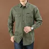 Pure Cotton Casual Shirt Mężczyzny Ogólność luźna ładunek z długim rękawem S Męska odzież Wysokiej jakości stałe narzędzia 6xl AF1388 220402273O