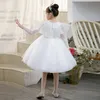 Söt blommaflickaklänningar för bröllop juvelhals full spets applikationer nivån kjolar vita flickor tävling klänning en linje barn födelsedagsklänningar 403