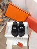 Designer-Slides, Hausschuhe, Damen, schwarz, mit Bändern, flache Sandalen, Leder, verziert, Baguette-Muster, Damen, sexy Buchstaben, Strand-Flip-Flops 0407