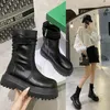 Buty płaskie obcasy kobiety gumowe buty-domen okrągły palce luksusowy designer deszczowy panie 2022 Med Autumn Mid Calf Botas de MuJerboots