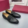 spänne läder skoess casual feragamo mäns formella slitage klassiska skor äkta läder hög designer bekväm affärskvalitet sko metall f8ni 2fvi