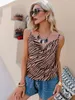 Seksi V Boyun Kolsuz Satin Leopar Gömlek Kadın Yaz Sırtsız Ending Kadın Moda İpek Bayanlar Camis Tank Top 220527