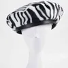 Chapeaux pour femmes automne hiver chapeaux zèbre léopard cuir bord chaud coupe-vent casquette femme béret chapeaux peintre chapeau nouveau 2021 J220722