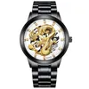 Luxury Mens Designer assiste