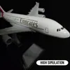 Scala da 1 a 400 Metal Aircraft Replica Emirates Airlines A380 B777 Aeroplano Diecast Model Aviation Plane Giocattoli da collezione per ragazzi 220720