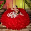 Luksusowe białe i czerwone sukienki Quinceanera Tiers Spódnica Meksykańska impreza kwiatowa Prom Sweet 15 Sukienka