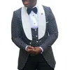 Abiti da uomo africani 3 pezzi Abiti da sposo Smoking da sposa a pois Scialle bianco elegante Risvolto Completo da lavoro formale Giacca + Gilet + Pantaloni Giacca da ballo da uomo slim fit