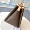 10A Mirror Quality Designer Tote Bag Luxurys Handbag Real Leather Duffle Bag With Box L092