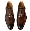 Designer-Men Sukienka Buty Krowa Skórzana Klamra Pasek Biuro Biznes Ślub Handmade Mieszane Kolor Brogue Formalne Spioste Toe Oxfords Mens Marka