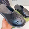 Plataforma para mujeres perforada G Sandal Sandal Suman Top Designer Slippers para mujer Colores de dulces Clear High Heel Altura 2.2 pulgadas No311