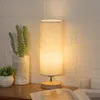 Lampes de table USB rechargeable LED lampe de bureau interrupteur tactile à distance bois style japonais abat-jour en tissu chaud luminarias decorativas atable