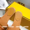 Zapatillas de diseñador de alta calidad para mujer, toboganes de lujo para la playa, chanclas planas de verano 2022, sandalias de moda