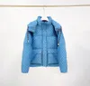 Winter Coats Designer Short Down Kurtka z kapturem unisex na zewnątrz swobodny ciepły wiatwia puffer kurtki cztery kolory