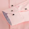 Męskie regularne dopasowanie z długim rękawem Solidna koszula lniana Pojedynczy Patch Kieszonkowy Kołnierz Wewnętrzny Polka Dot Casual Button-Up Cienki Koszule 220324