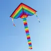 1 pc lange staart regenboog vlieger buiten vliegers vliegen speelgoed voor kinderen kinderen De vlieger is gekomen met 30 m touwtje