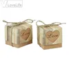 100pcs / lot Boîte de bonbons coeur pour la décoration de mariage Romantique Vintage Kraft Boîte de mariage Faveurs et boîte-cadeau avec ficelle de toile de jute Chic CX220423