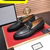 A11 Luxury Styles män handgjorda krokodiler prägling äkta läderskor brittisk stil rökande tofflor mäns avslappnade loafers män 6.5-11